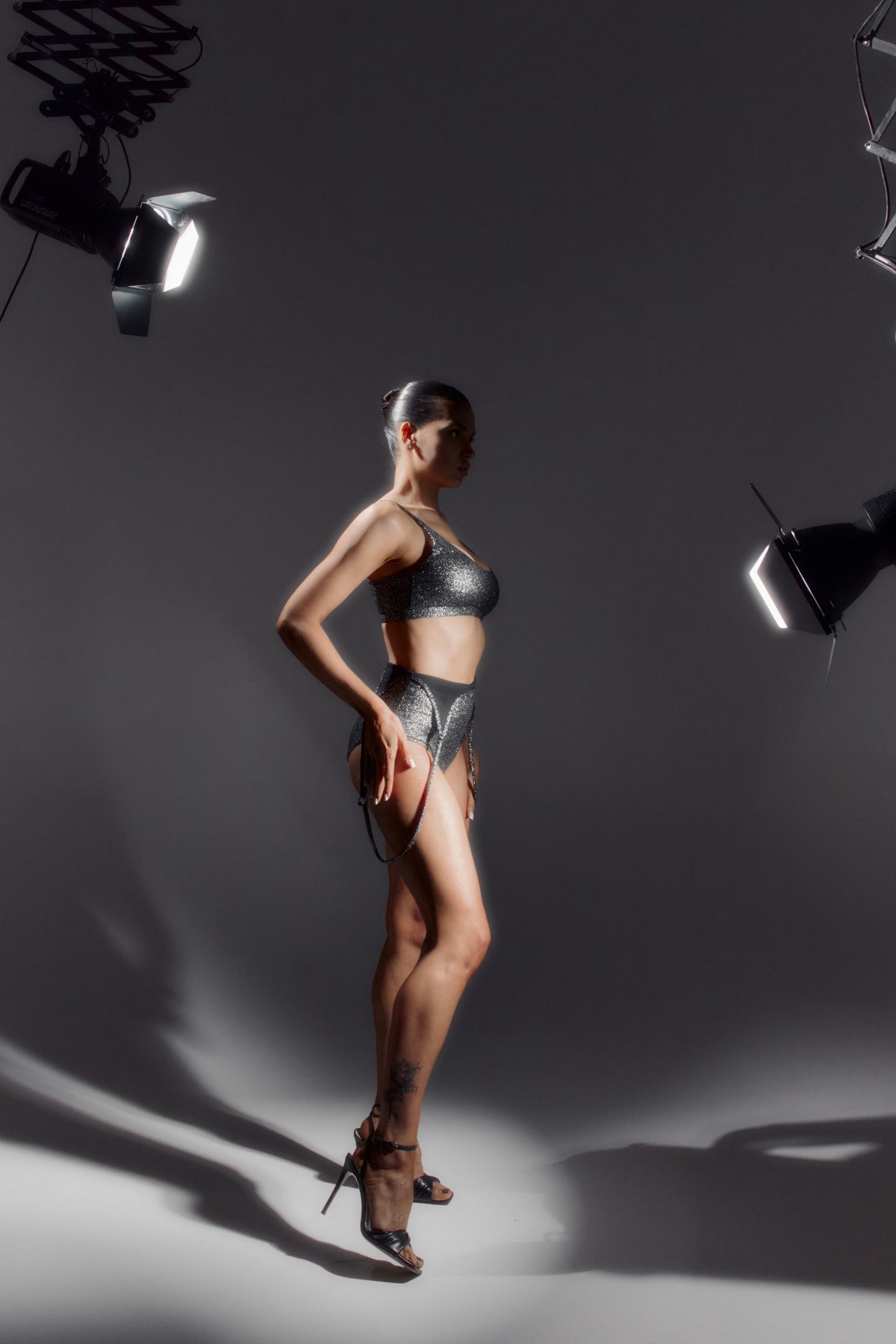 POLERINA - Annika Short Sliver