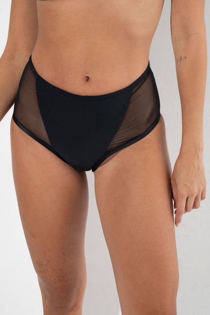 RAD Triangle bottom new - black